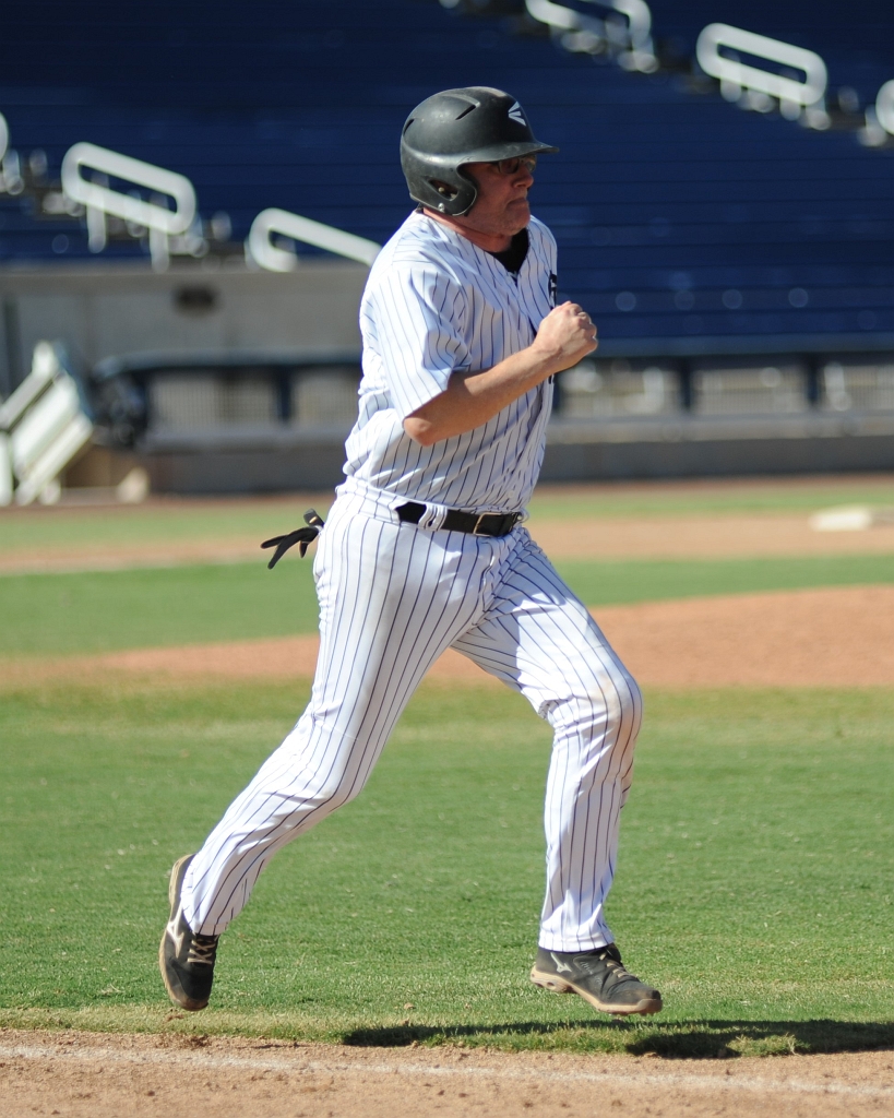 Seals_World_Series_2016 (1234).JPG - (c)2010 DeVetter